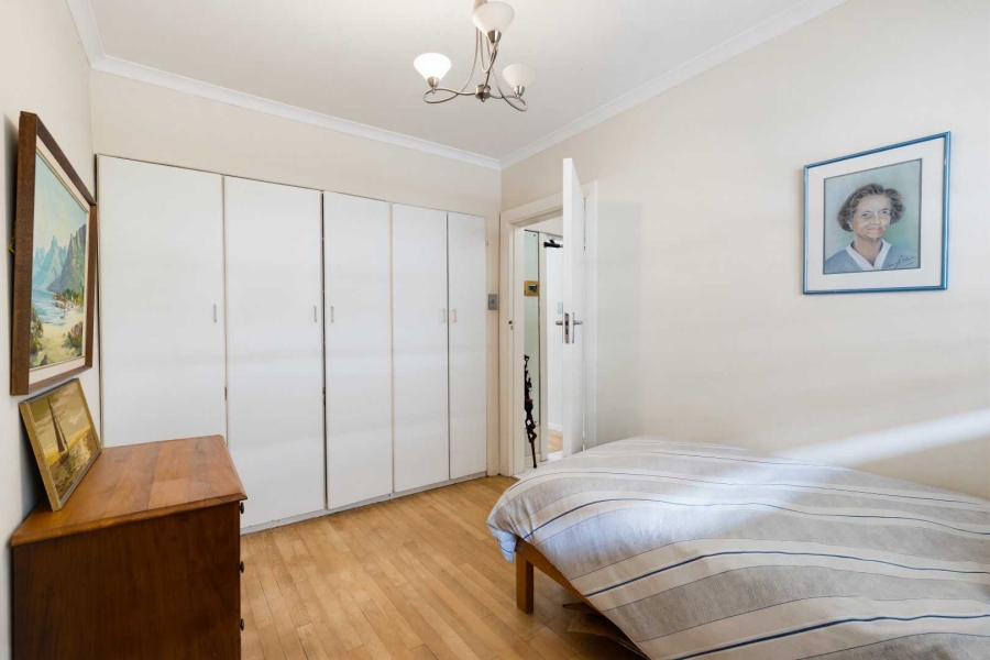 2 Bedroom Property for Sale in Green Point Western Cape